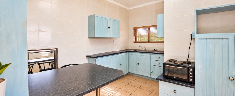 6 Bedroom Property for Sale in Franskraal Western Cape
